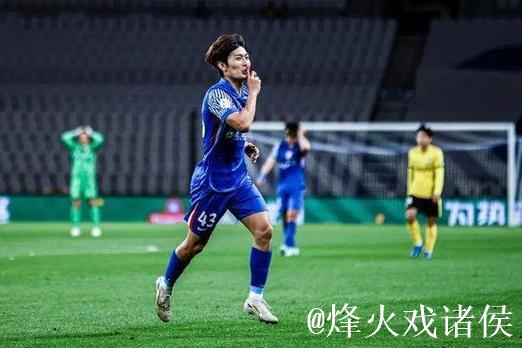 上海申花队杨皓宇：从0到1的跨越 希望为国征战